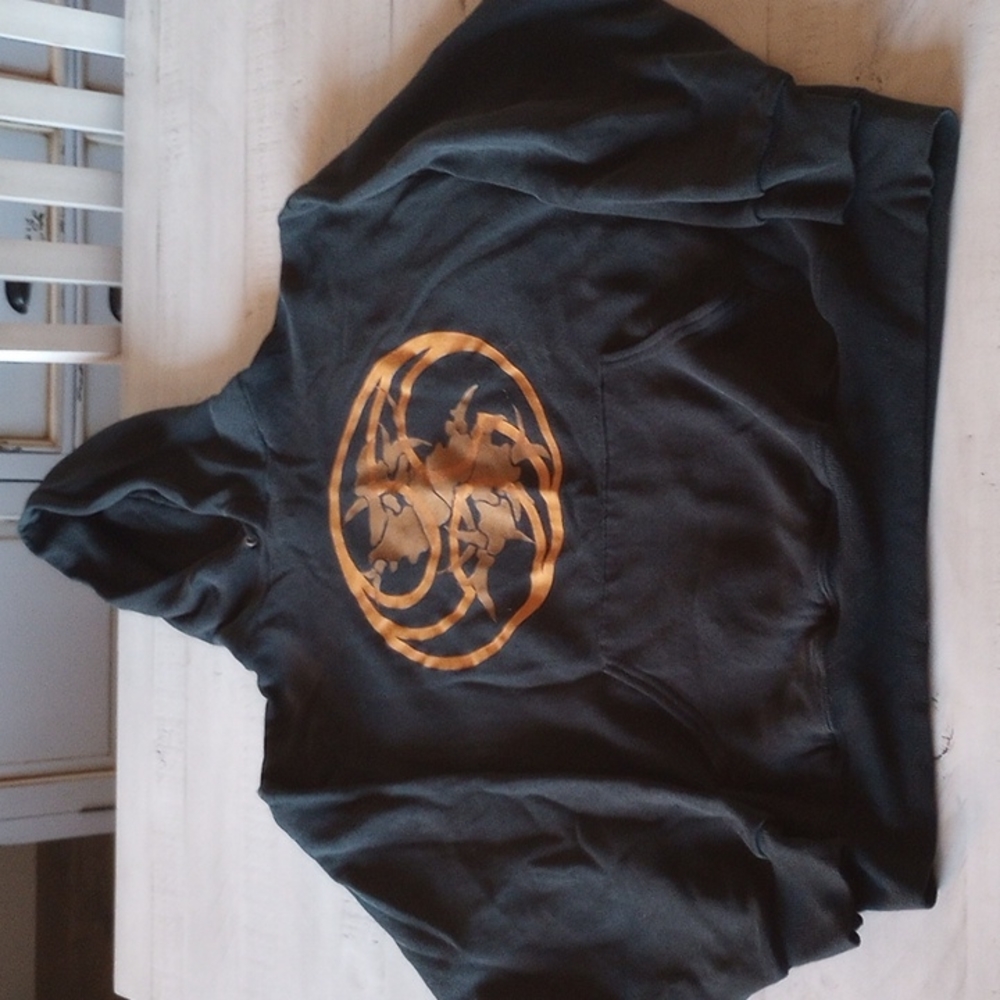 Vintage XL Sepultura black hoodie with front pocket